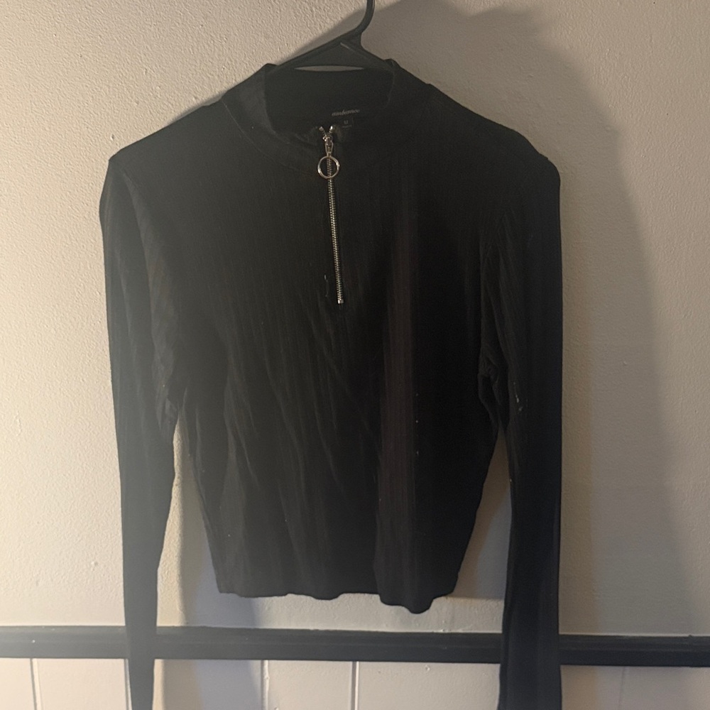Black Long Sleeve Zip-Up Top
